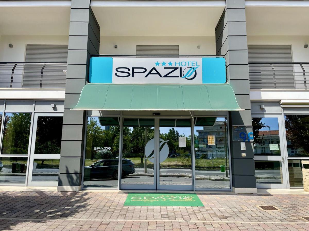 פסקרה Hotel Spazio Residenza מראה חיצוני תמונה