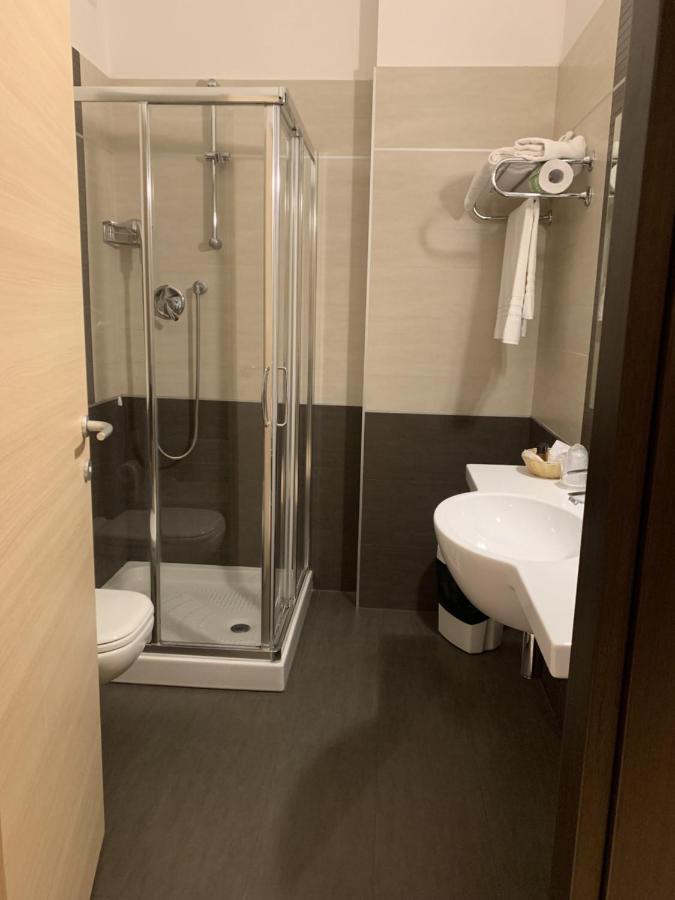 פסקרה Hotel Spazio Residenza מראה חיצוני תמונה