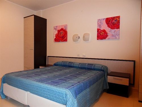 פסקרה Hotel Spazio Residenza מראה חיצוני תמונה